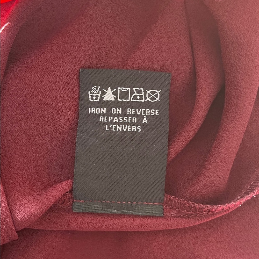 Le Chateau Deep Red Blouse - Picture 9 of 9